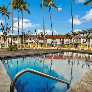 Best Western The Plaza Hotel Honolulu Airport - Free Breakfast