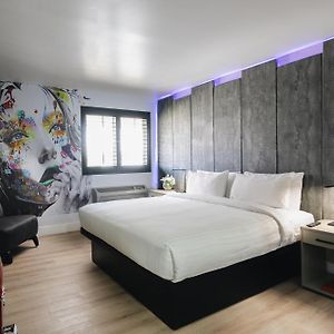 Classic King Room